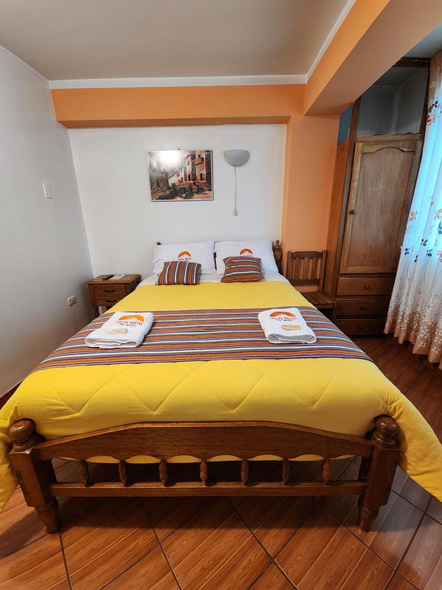 Lhotse Hostel B&B Huaraz  Zewnętrze zdjęcie